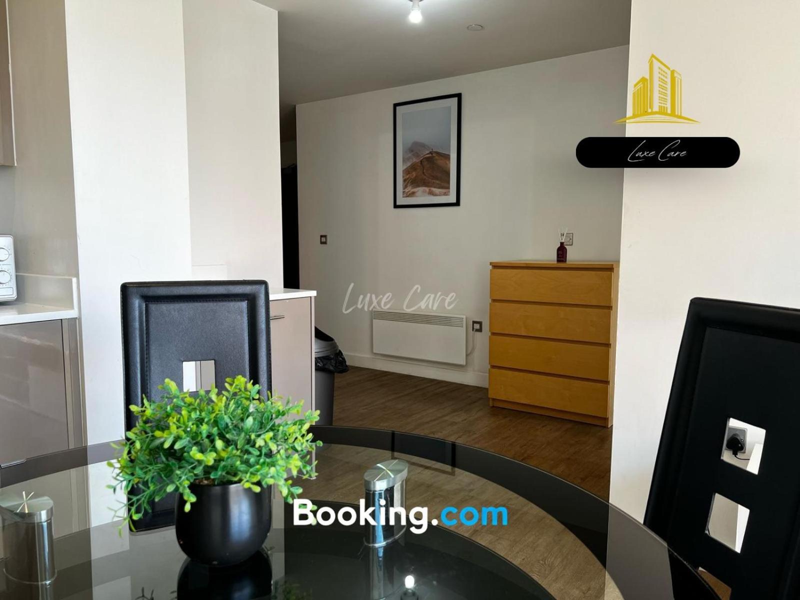 Last-Minute Specials L Book It Now L Sleeps Up To 4 L 2 Bed 2 Bath - Gym - Prime Birmingham Location L Jvt Short Lets Eksteriør billede