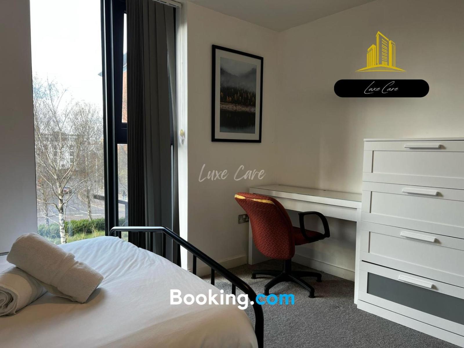 Last-Minute Specials L Book It Now L Sleeps Up To 4 L 2 Bed 2 Bath - Gym - Prime Birmingham Location L Jvt Short Lets Eksteriør billede