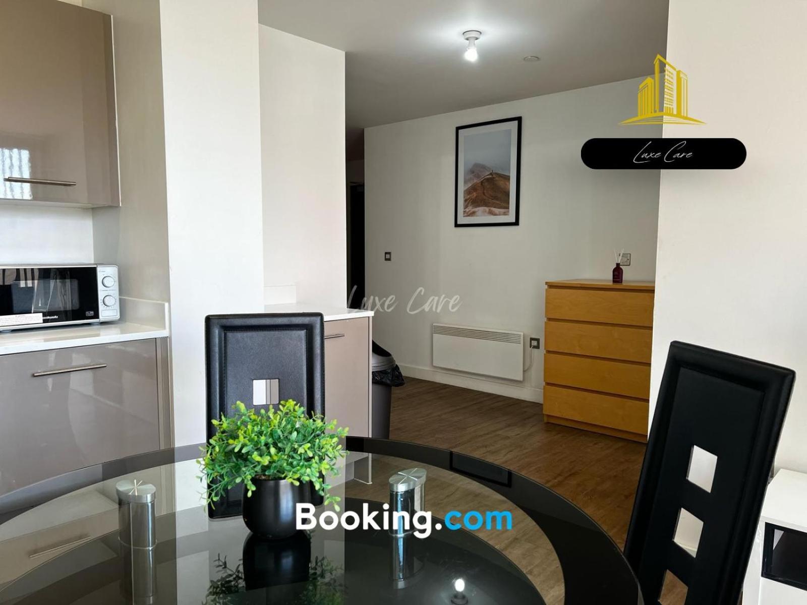 Last-Minute Specials L Book It Now L Sleeps Up To 4 L 2 Bed 2 Bath - Gym - Prime Birmingham Location L Jvt Short Lets Eksteriør billede